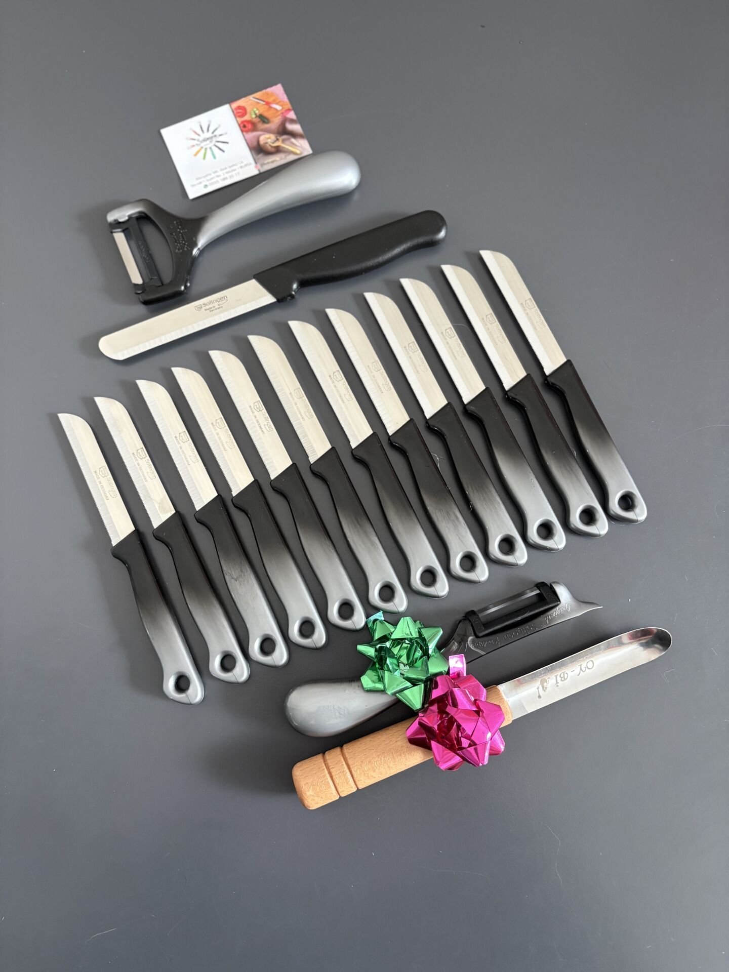 Solingen siyahlı-gri ebruli 16 parça set