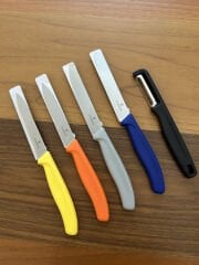 VICTORINOX 4 lü BIÇAK ve Soyacak seti