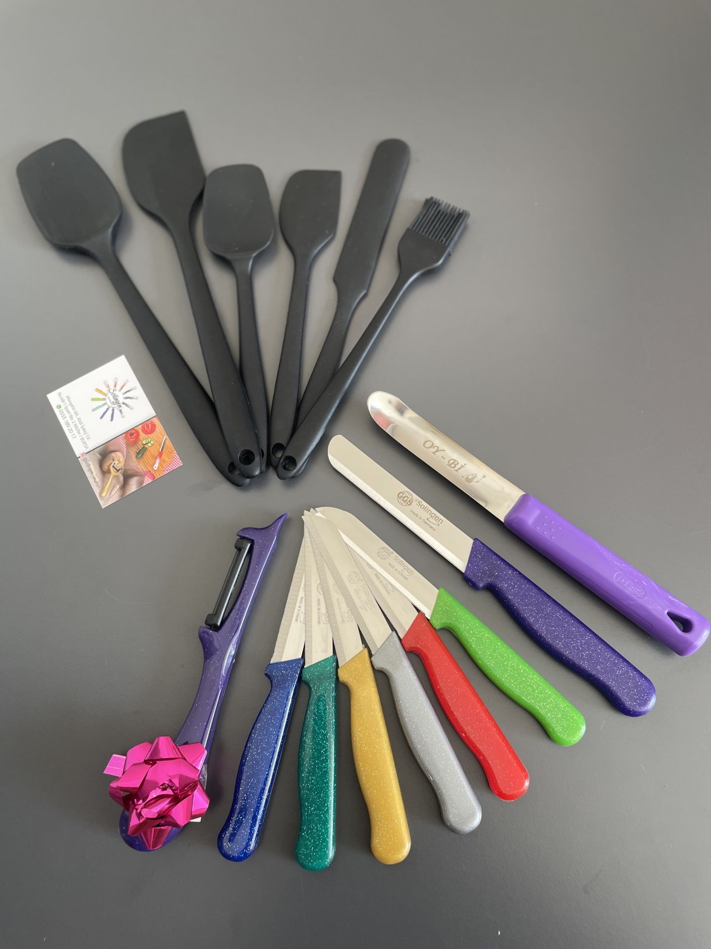 SOLINGEN BIÇAK SET ( renkli simli)- SLİKON KAŞIK SET